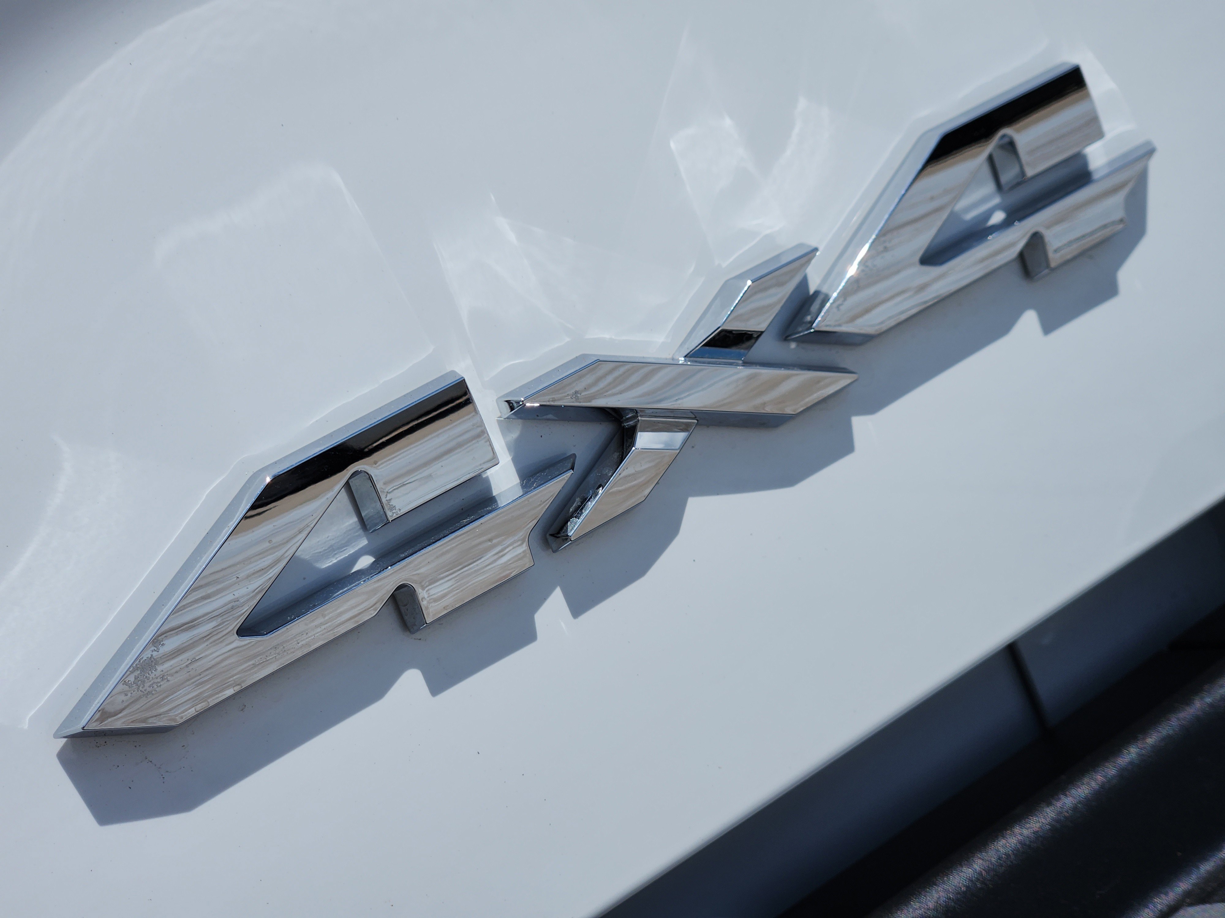 New 2026 Bright White Clear-Coat Exterior Paint RAM Laramie image 9