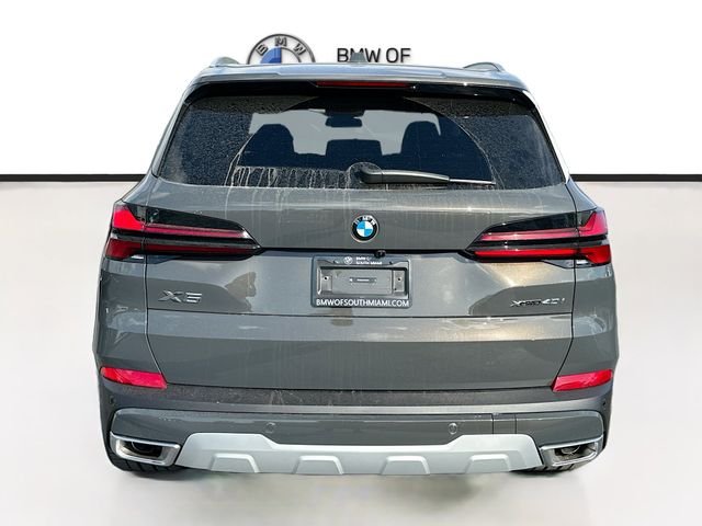 New 2026 Gray BMW xDrive40i image 5