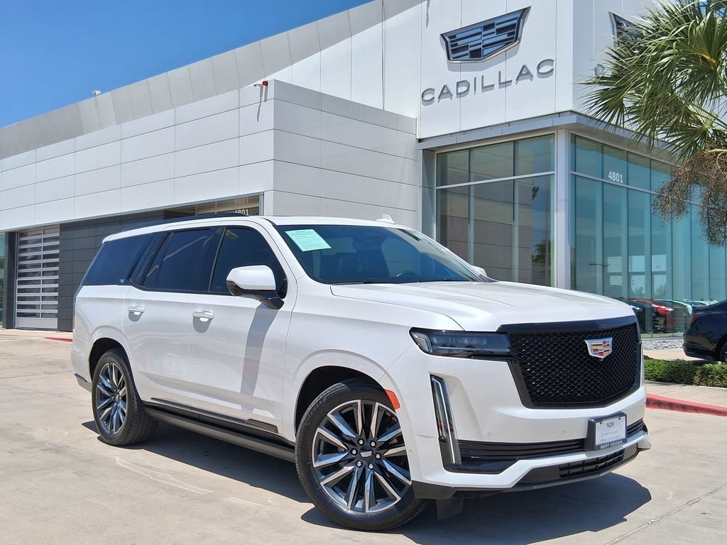 Used 2024 Crystal White Tricoat Cadillac Sport Platinum image 1