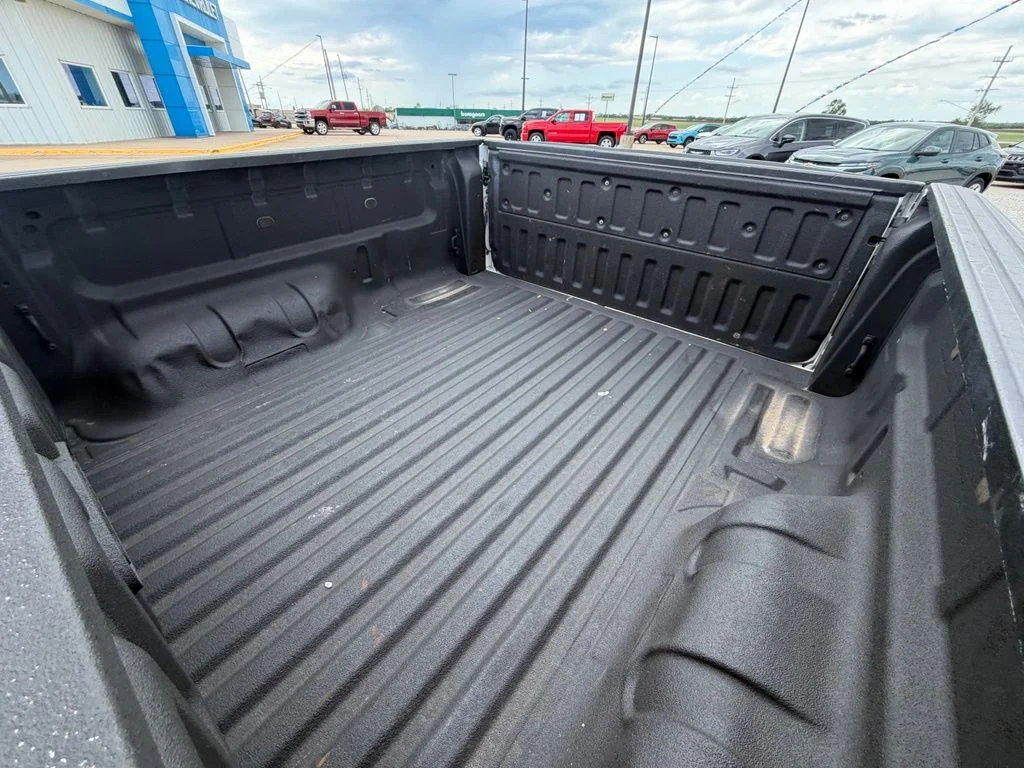 Used 2022 White Ford XLT image 10