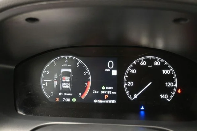 Used 2024 White Honda EX-L image 19