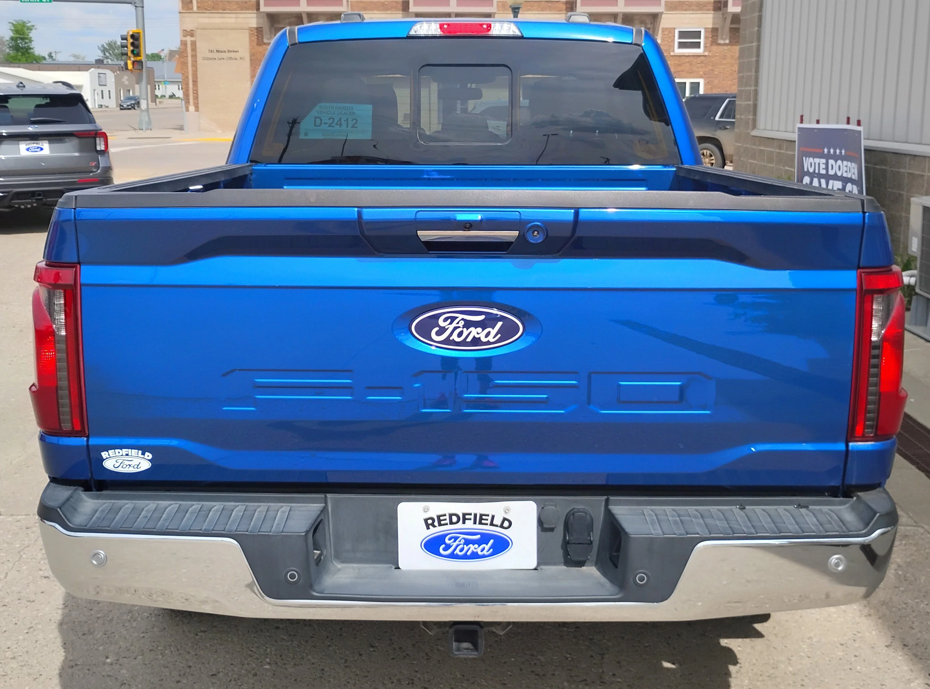 Used 2024 Blue Ford XLT image 7