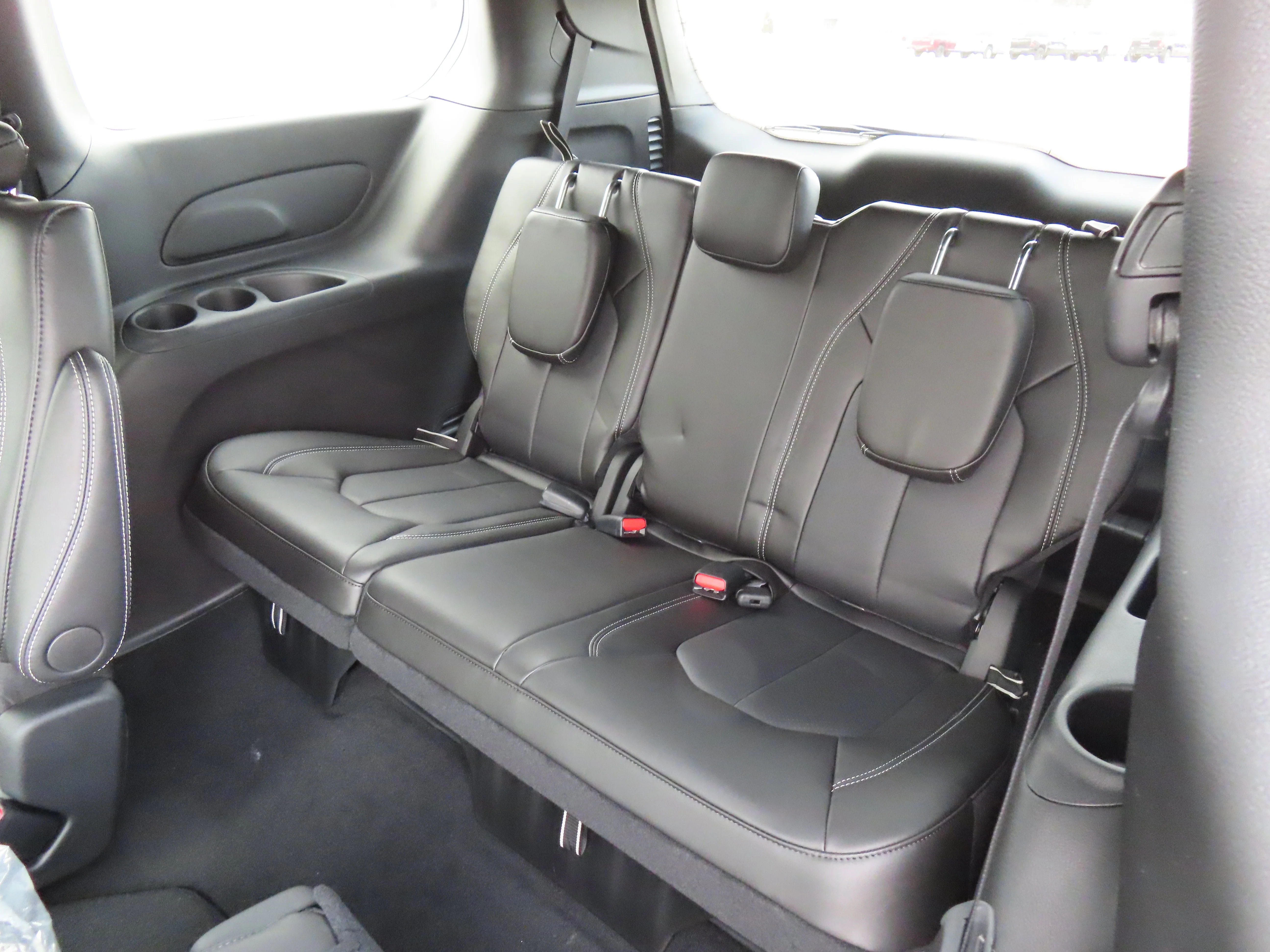 2026 Chrysler Pacifica Select - Photo 9