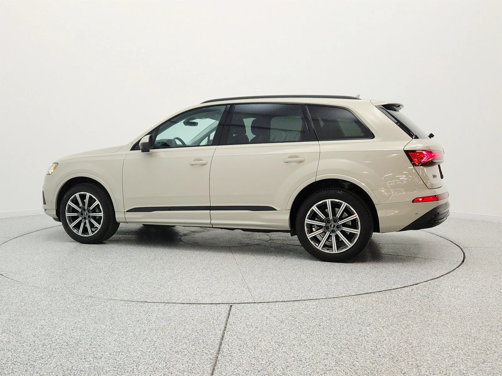 Used 2023 Vicuna Beige Metallic Audi Premium Plus 45 TFSI quattro image 8