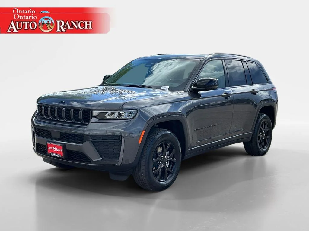 New 2026 Baltic Gray Metallic Clearcoat Jeep Laredo Altitude image 7