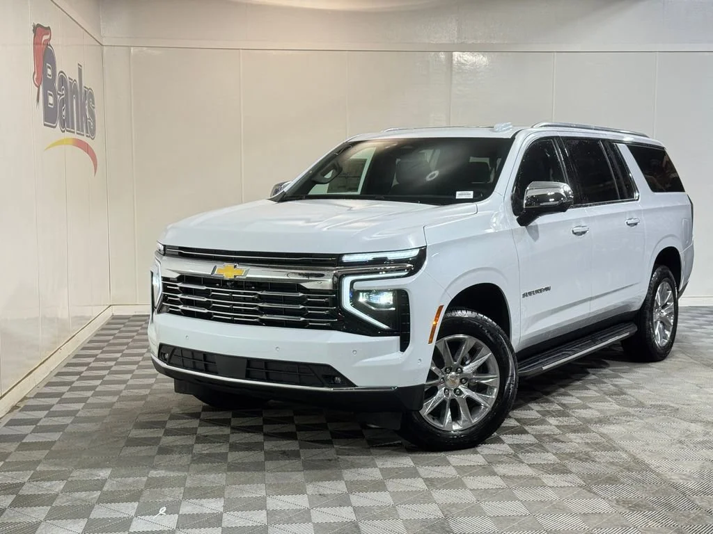 New 2026 Polar White Tricoat Chevrolet Premier image 2