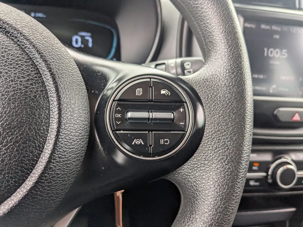 Used 2025 Inferno Red Kia LX image 21