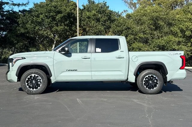 New 2026 Lunar Rock Toyota  SR5 image 7