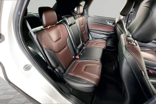 Used 2020 White Ford Titanium image 23