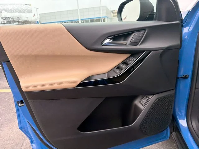 Used 2025 Blue Chevrolet ACTIV image 22