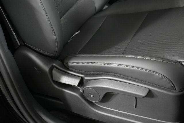 New 2026 Black Hyundai SEL 7P image 17