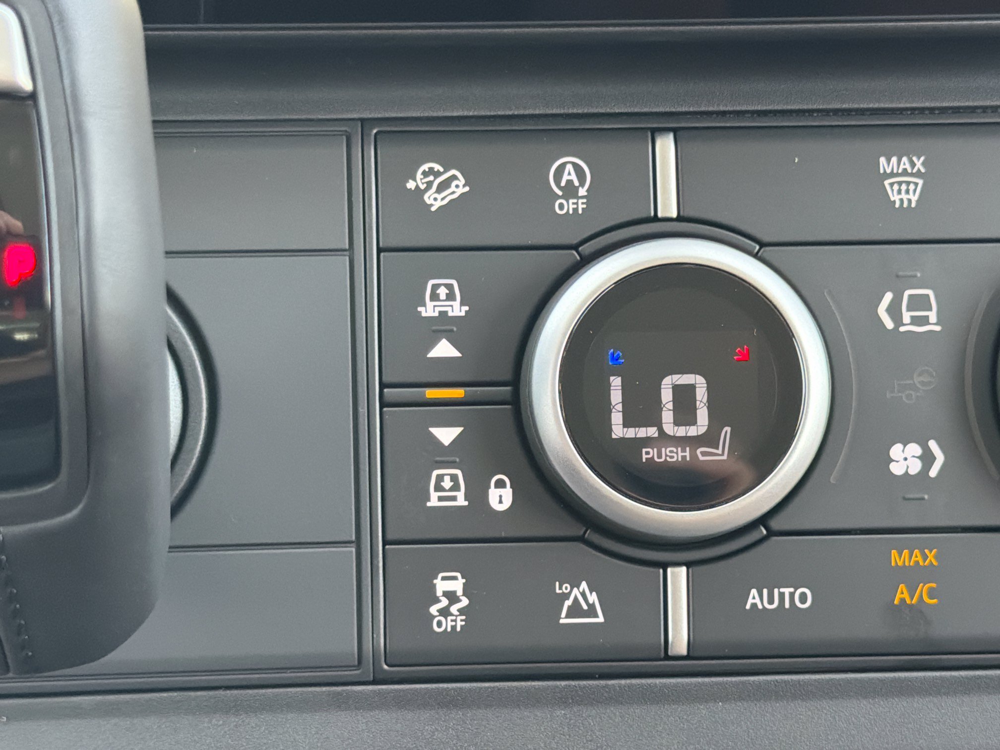New 2026 Carpathian Grey Land Rover S image 31