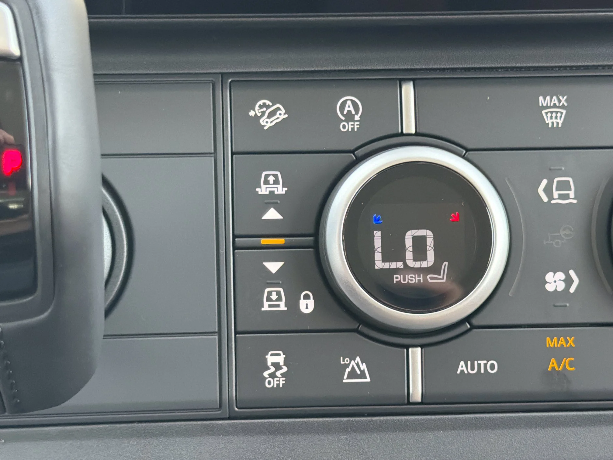 New 2026 Carpathian Grey Land Rover S image 31