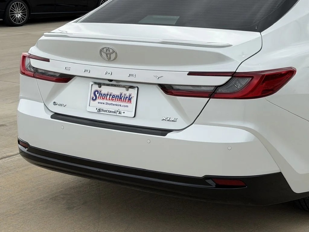 Used 2025 Beige Toyota XLE image 6