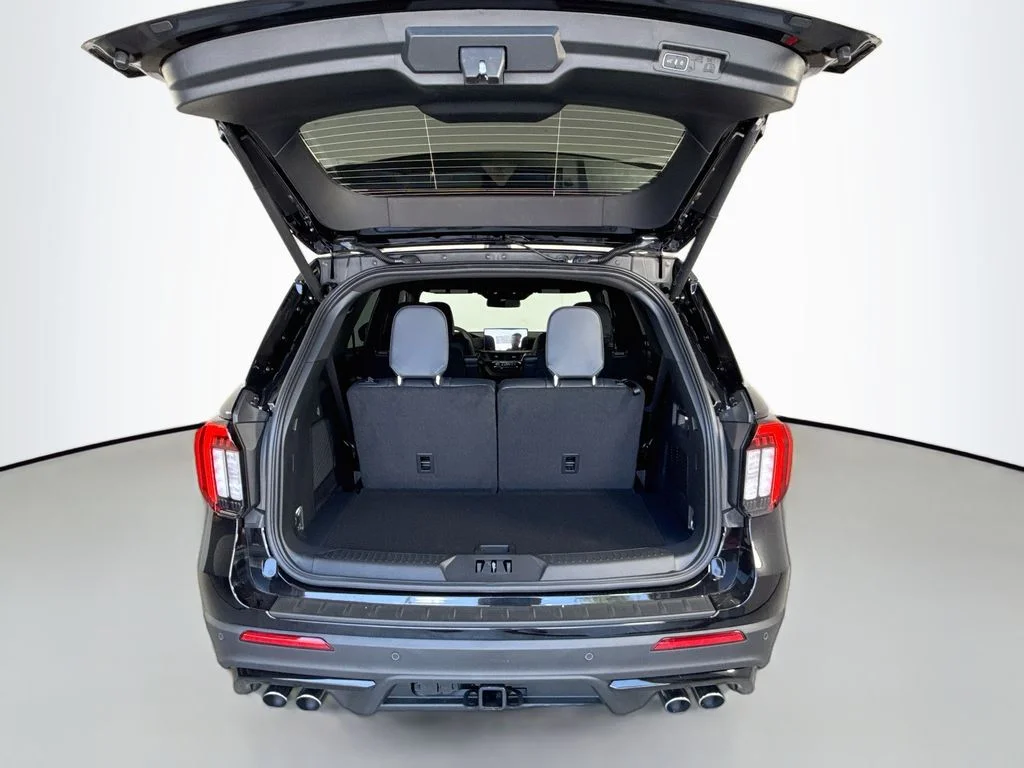New 2026 Agate Black Metallic Ford ST image 28