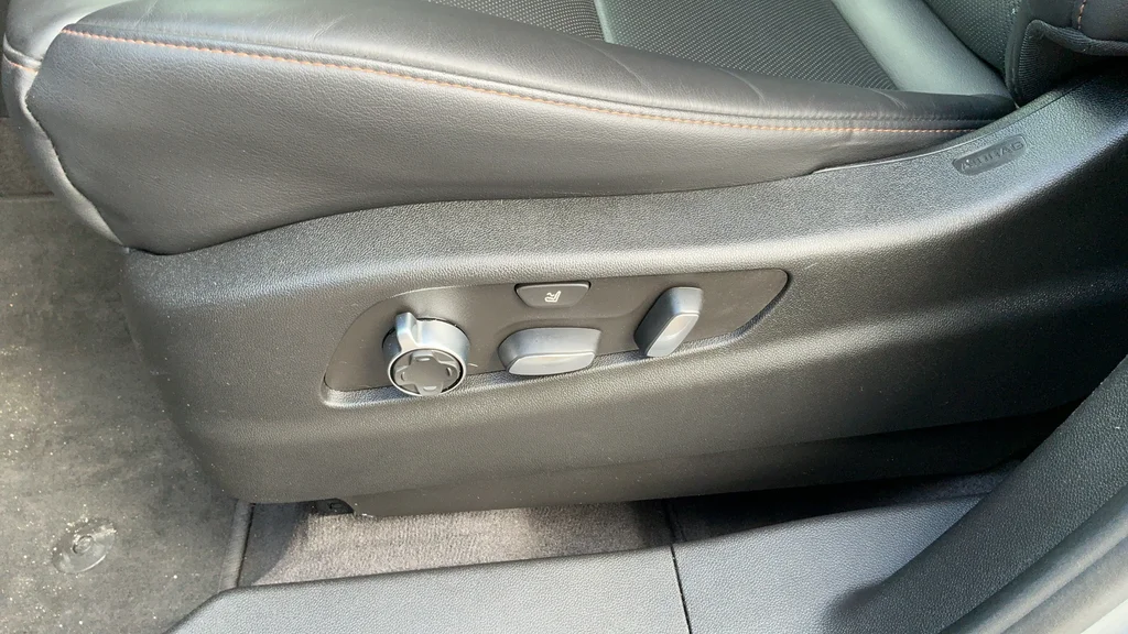 Used 2023 Silver Cadillac Sport image 19