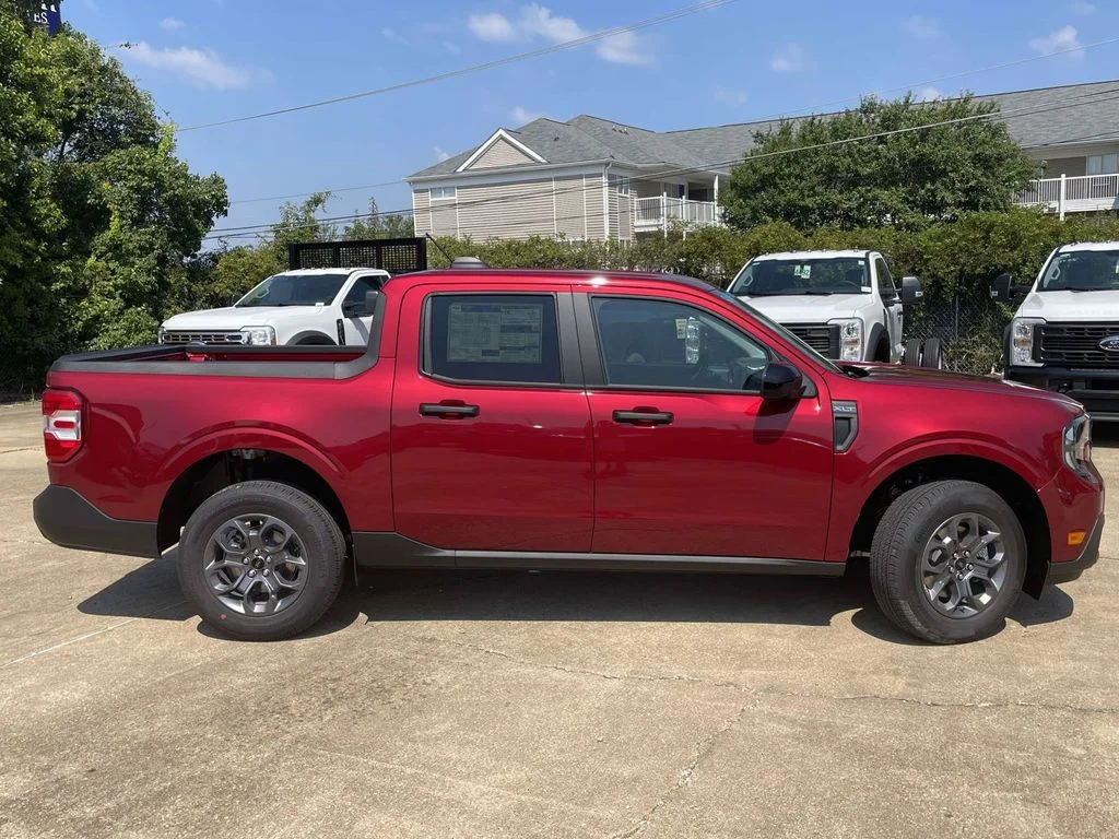 New 2026 Red Ford XLT image 2