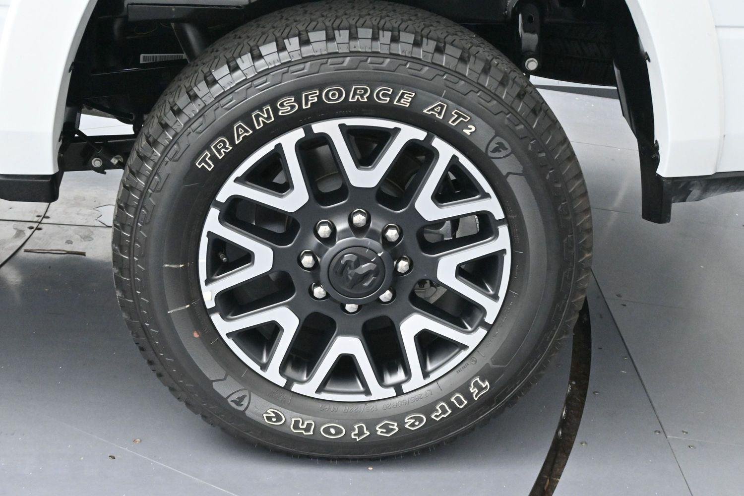 Used 2025 White Ram Limited image 38