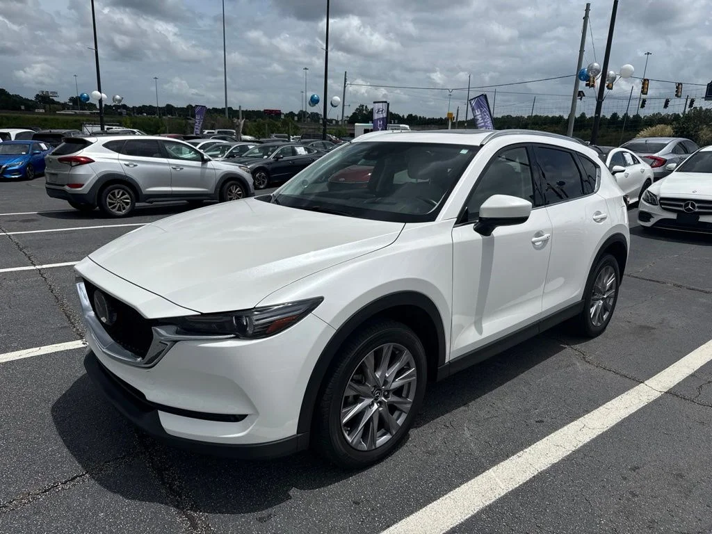 Used 2019 White Mazda Grand Touring image 5