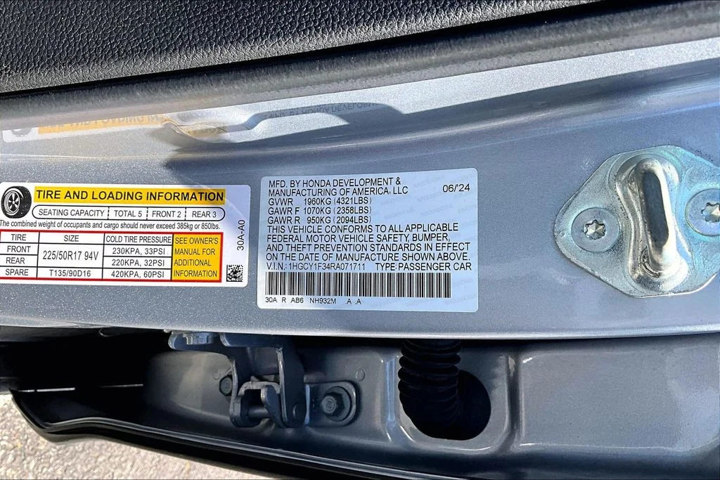 Used 2024 Meteorite Gray Metallic Honda EX image 19