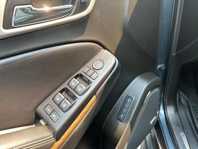 2020 GMC Yukon Denali - Photo 11