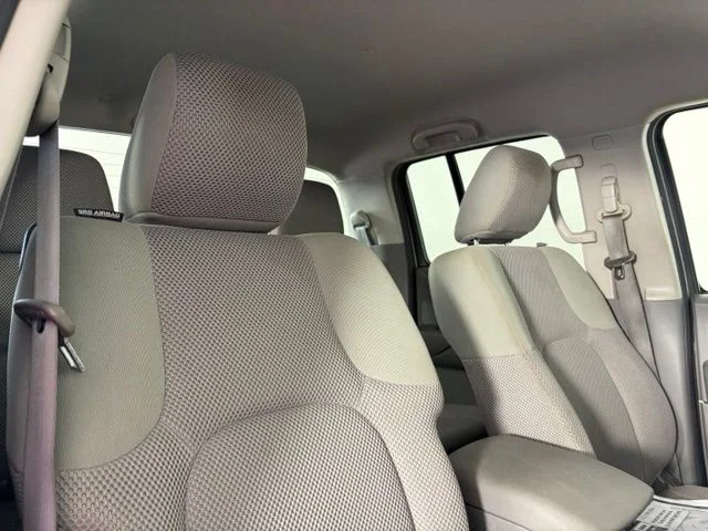 Used 2013 Silver Nissan SV image 25