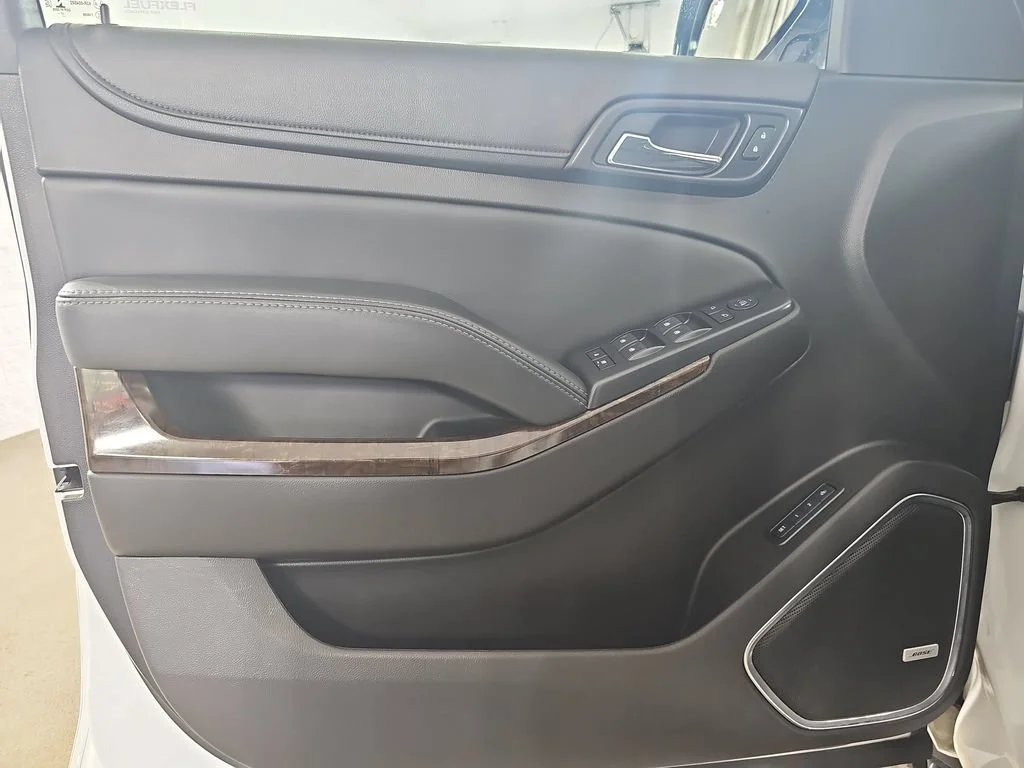 Used 2018 SUMMIT WHITE Chevrolet LT image 33