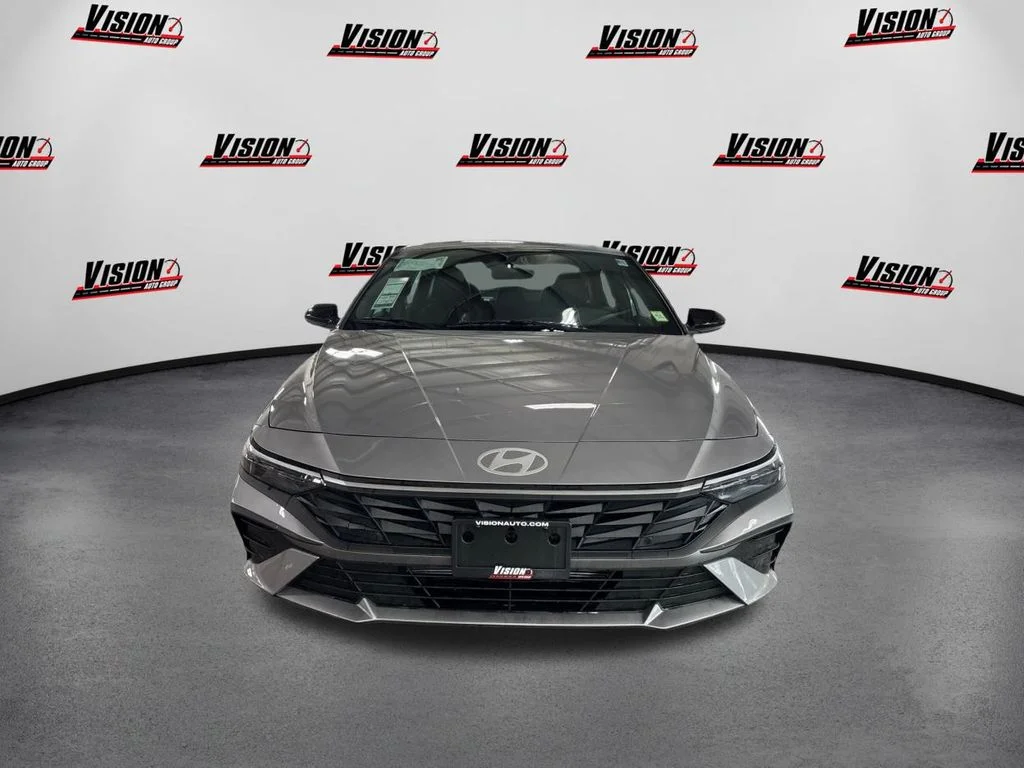 New 2026 Silver Hyundai SEL Sport image 2