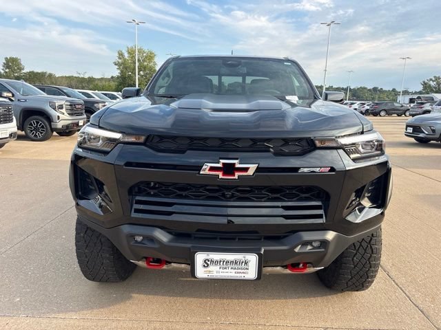 2026 Chevrolet Colorado ZR2 - Photo 9