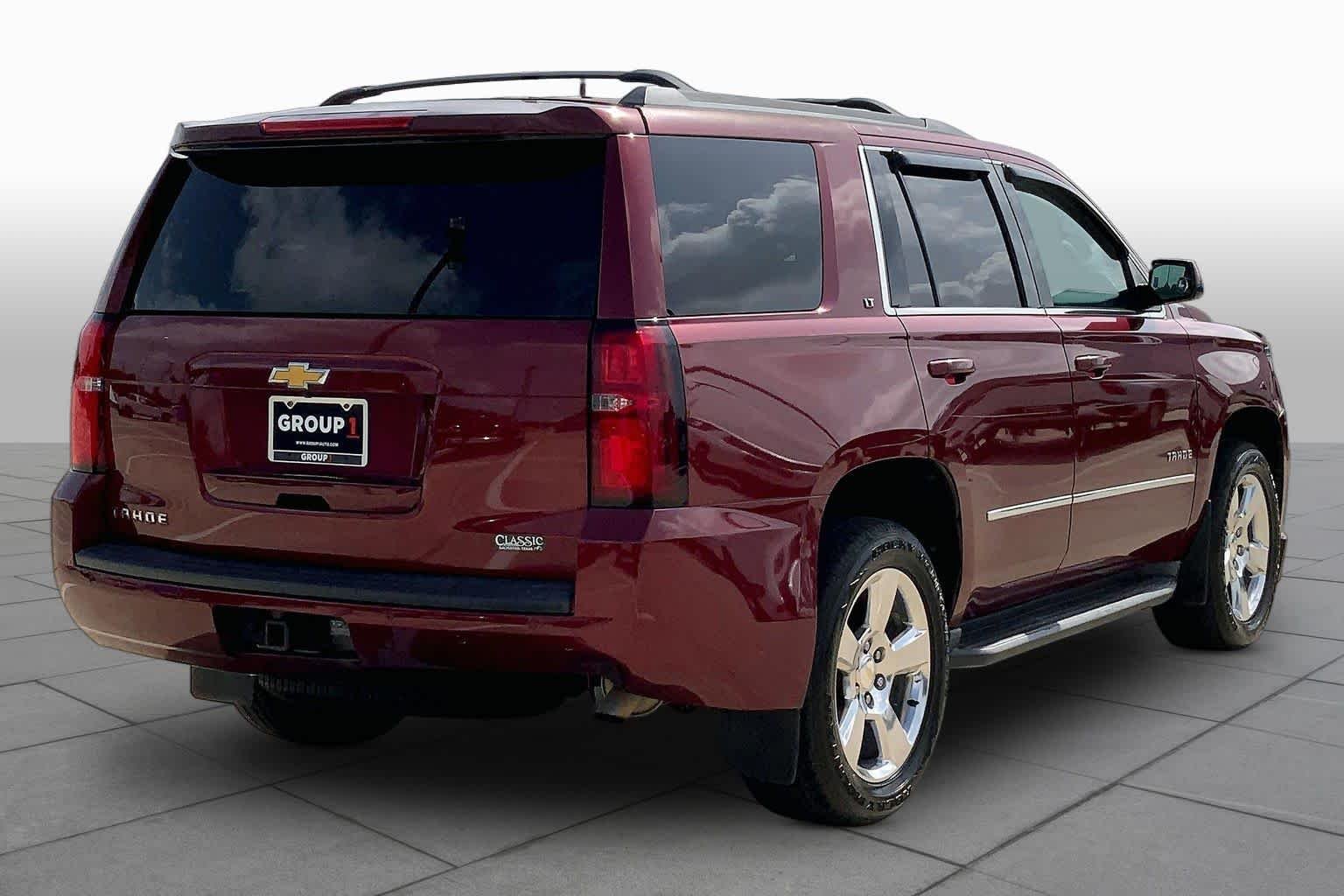 Used 2016 SIREN RED TINTCOAT Chevrolet LT image 12