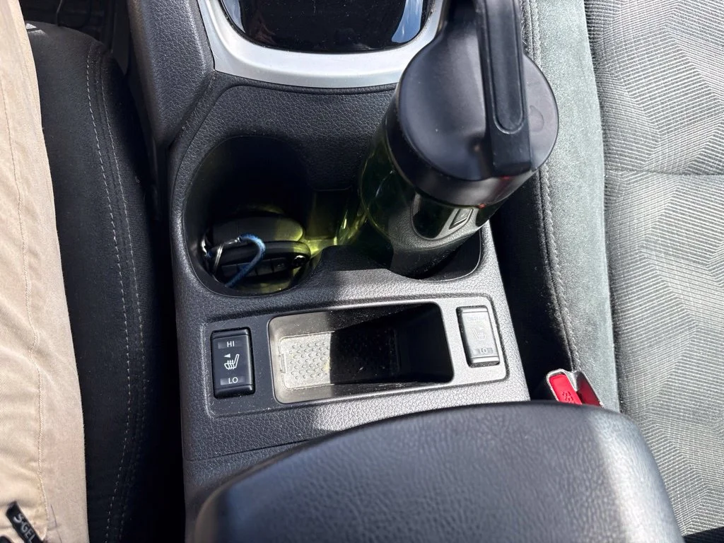 Used 2016 Blue Nissan SV image 22