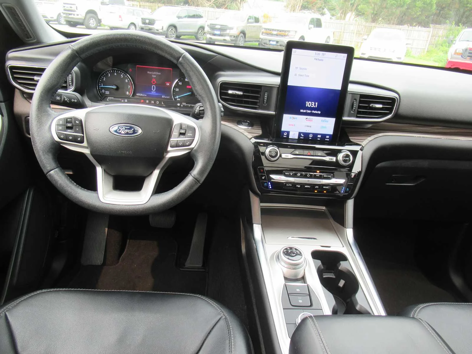 Used 2023 Agate Black Ford Limited image 18