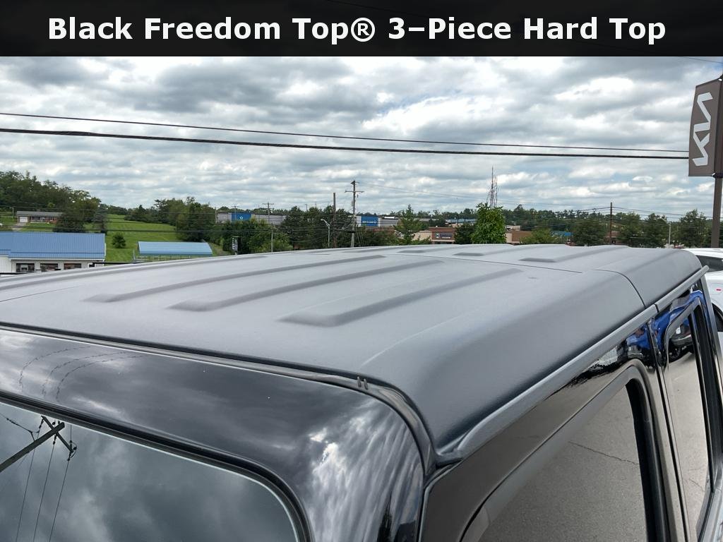 Used 2023 Black Clearcoat Jeep Freedom image 6