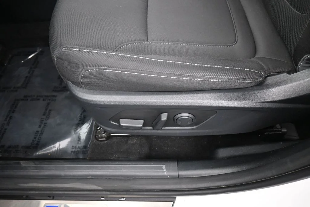 Used 2024 White Pearl Hyundai SEL image 15
