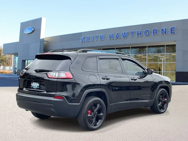 Certified Used 2019 Diamond Black Jeep Latitude Plus image 6
