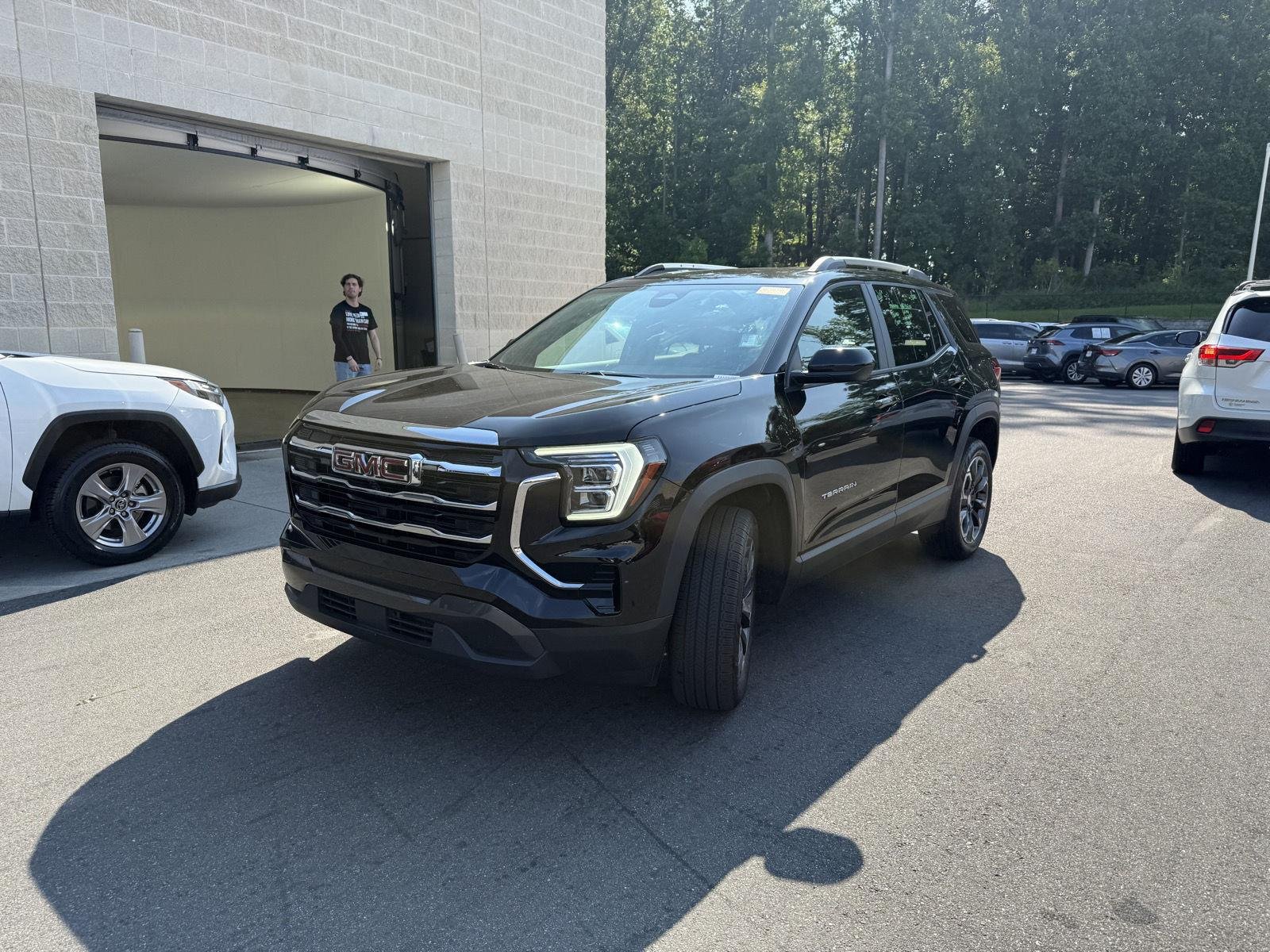 Used 2025 Ebony Twilight Metallic GMC AWD Elevation image 3