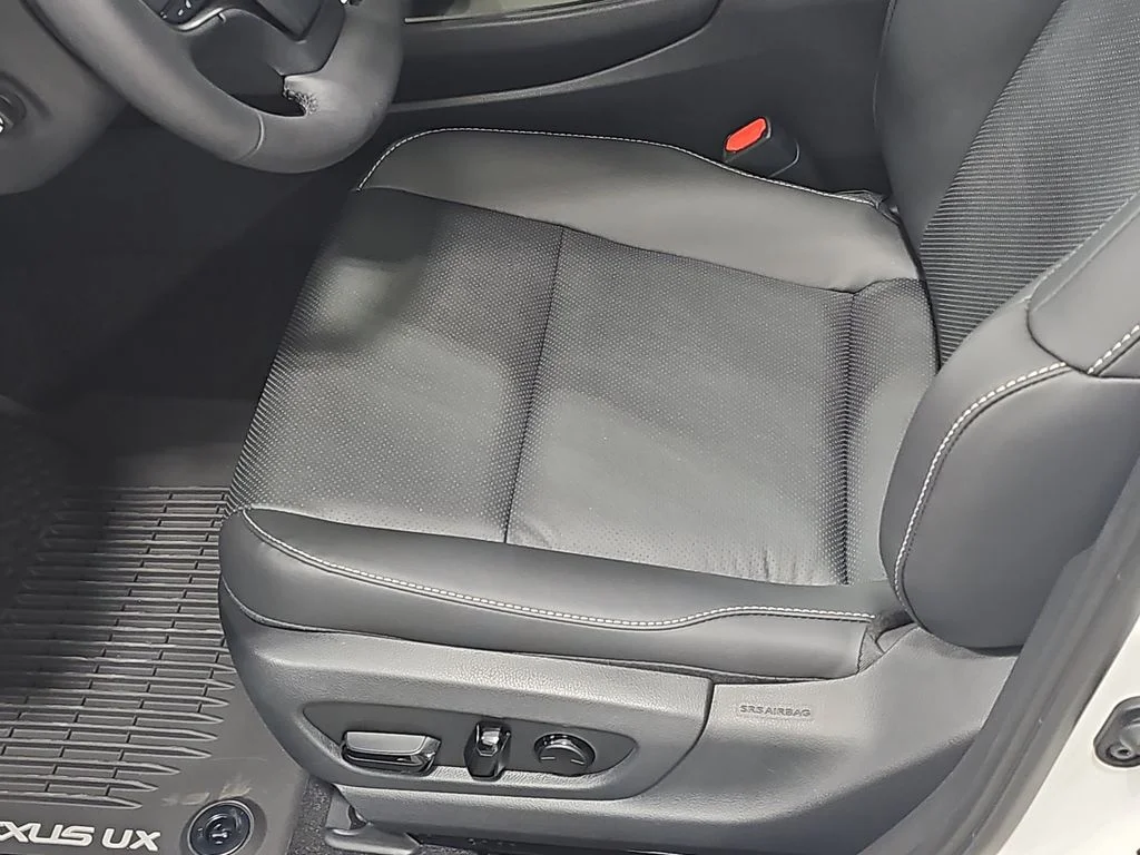 New 2026 Ultra White Lexus PREMIUM AWD image 28