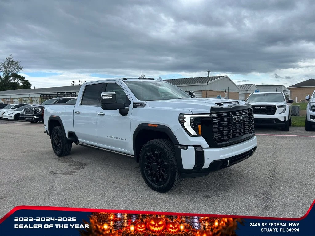 New 2026 Glacier White Tricoat GMC Denali Ultimate image 2