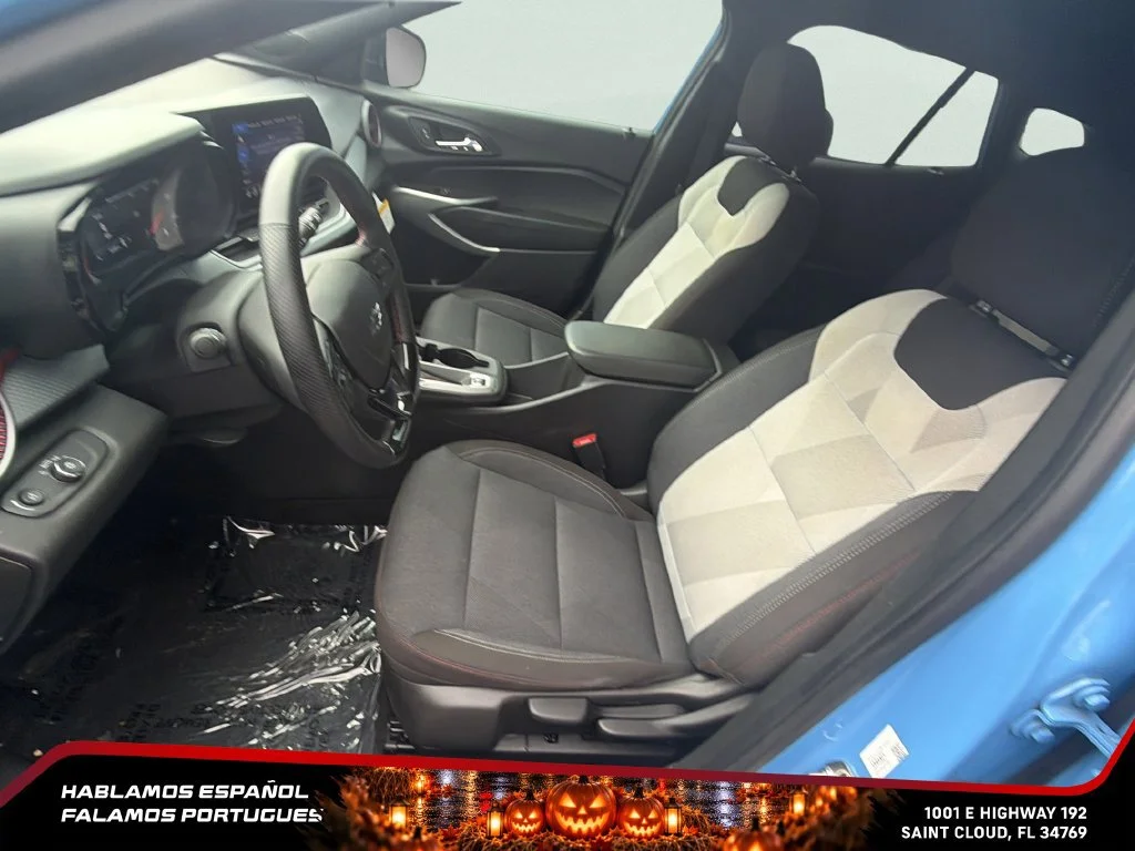 Used 2024 Fountain Blue Chevrolet 1RS image 16