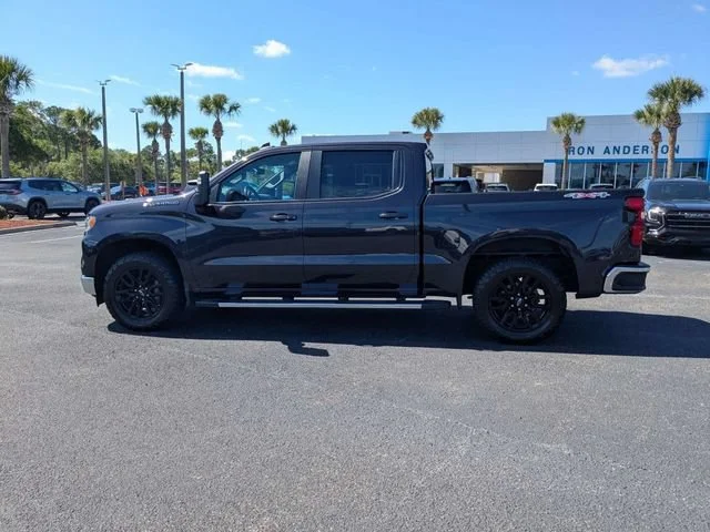 Used 2022 Dark Ash Metallic Chevrolet LT image 6