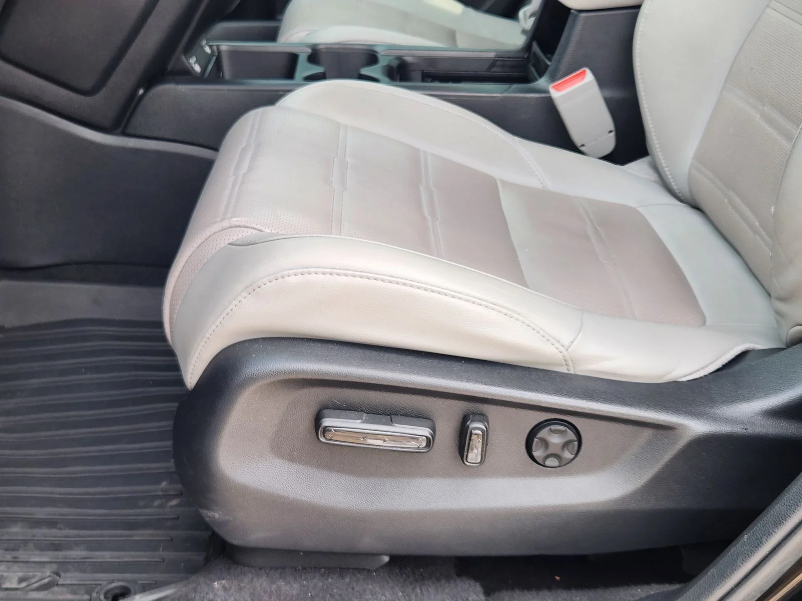 Used 2020 Black Honda EX-L image 24