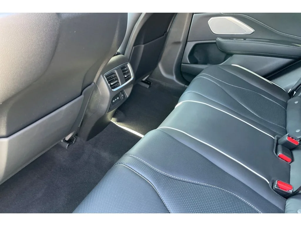 Used 2023 Liquid Carbon Metallic Acura w/Advance Package image 13