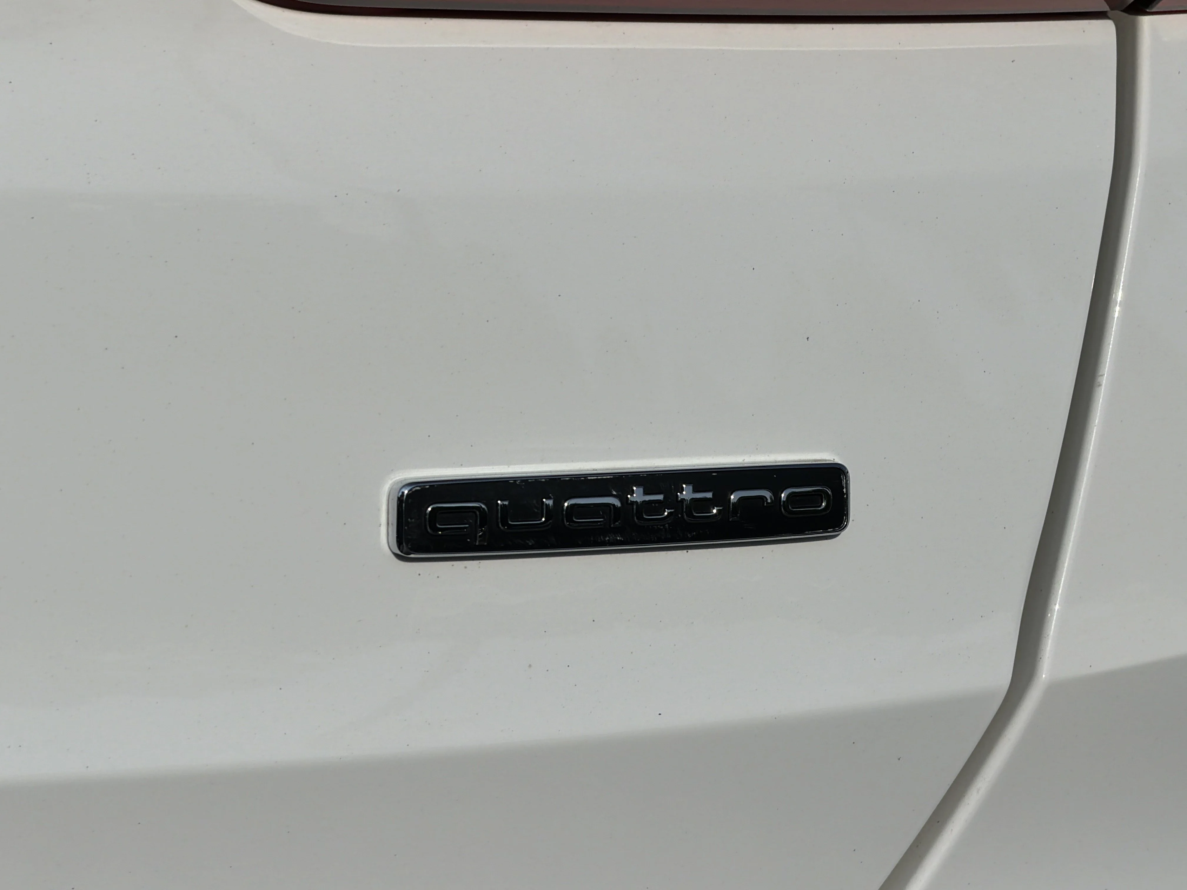 Used 2022 White Audi S line Premium image 26