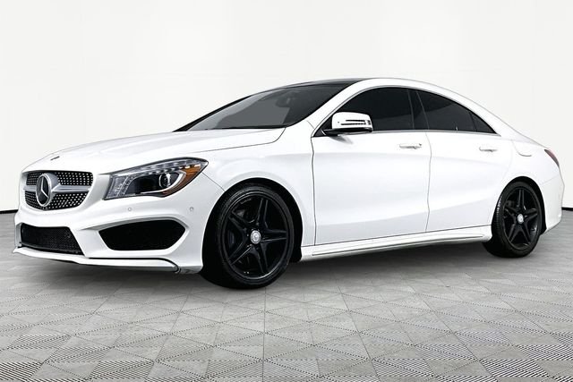 Used 2014  Mercedes-Benz CLA 250 image 1