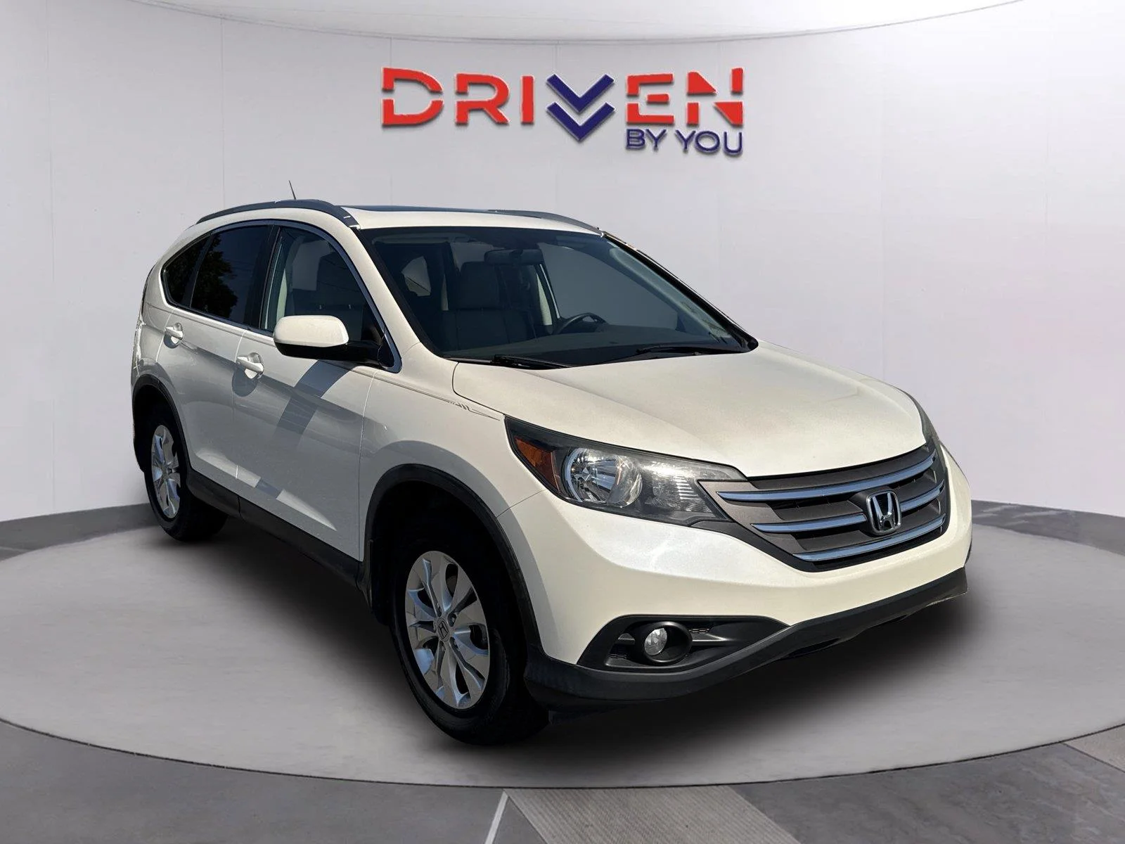 Used 2014 White Diamond Pearl Honda EX-L image 1