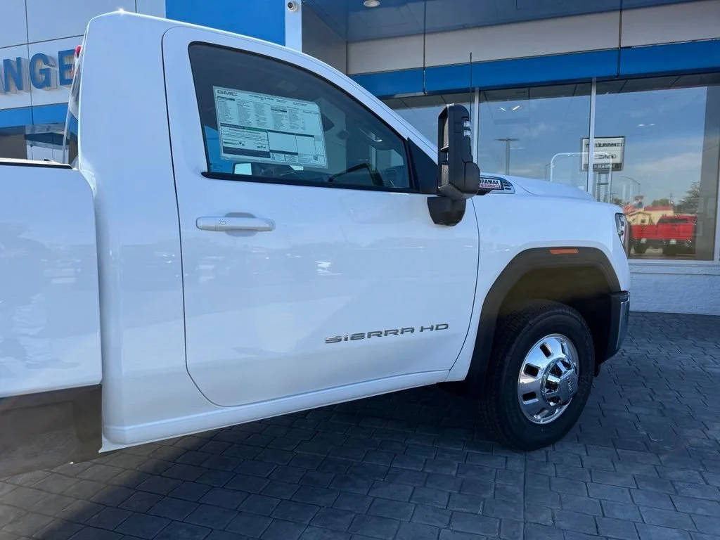 New 2026 Summit White GMC SLE DRW image 12