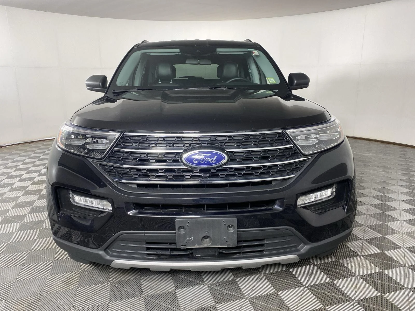 Used 2024 Agate Black Ford XLT image 5