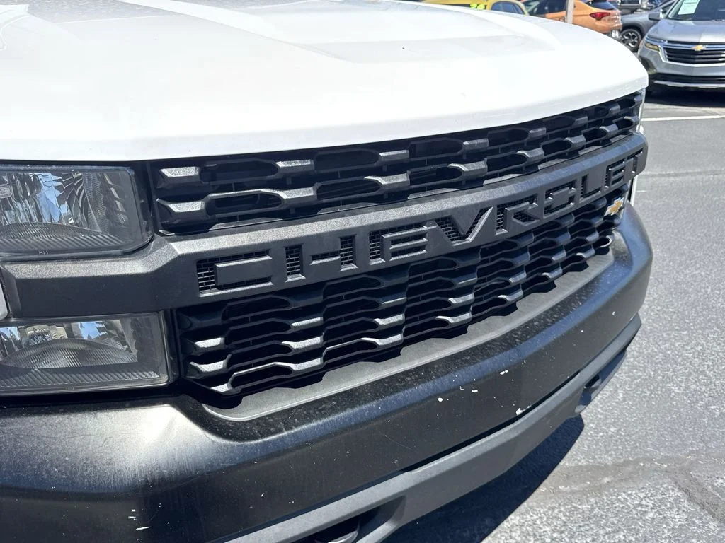 Used 2022 White Chevrolet Work Truck image 30