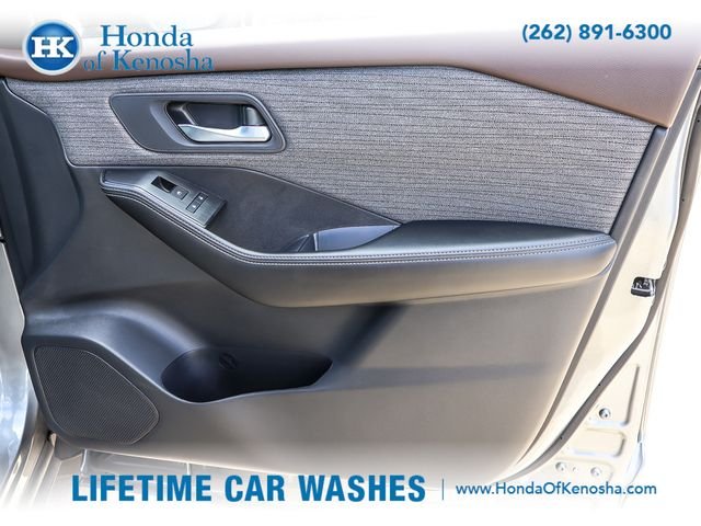 Used 2023 Gun Metallic Nissan SV image 25
