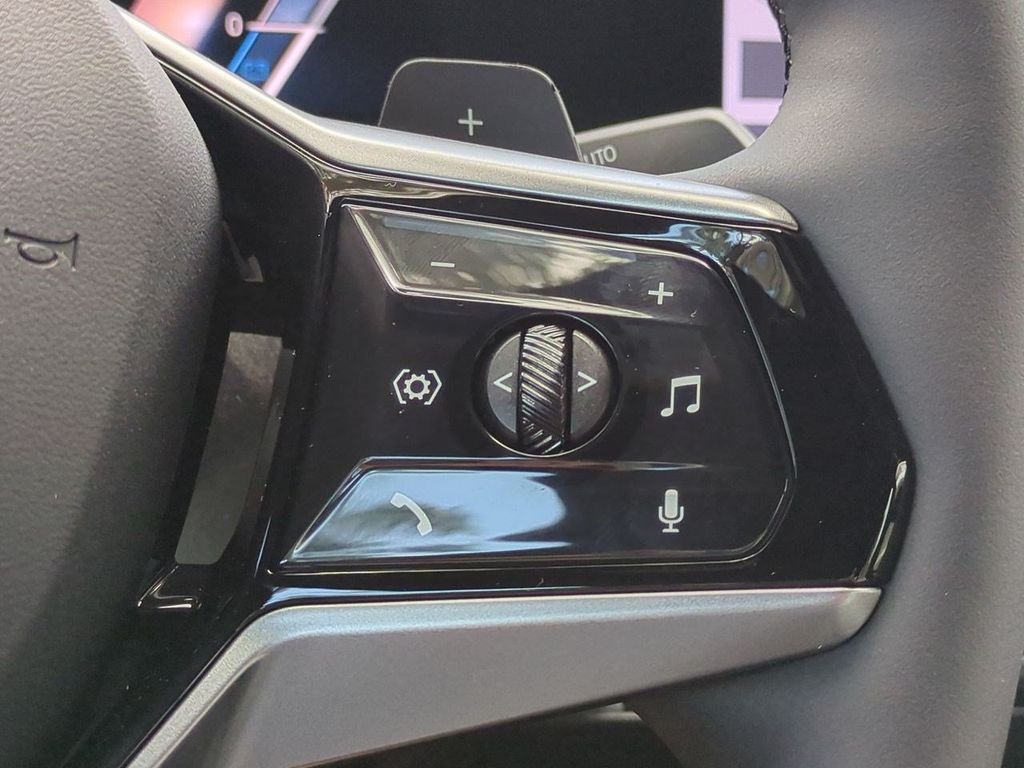 New 2027 Dark Graphite Metallic BMW 530i xDrive image 26
